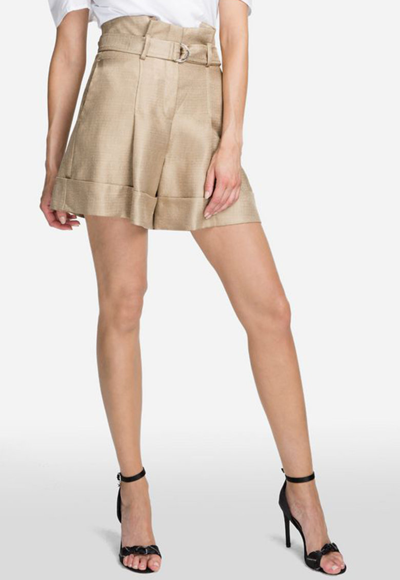 Pantaloni scurti cu talie inalta